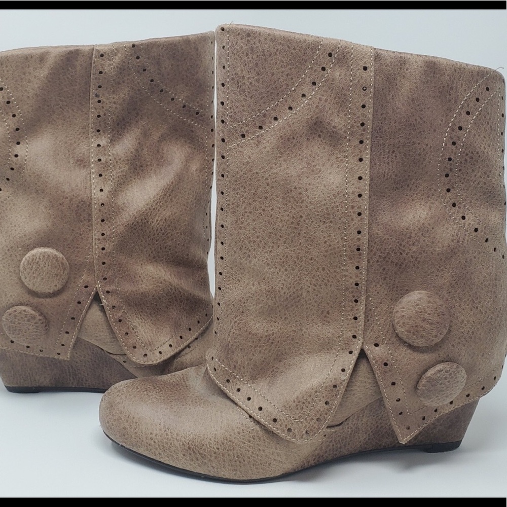 Tan wedge heel bootie